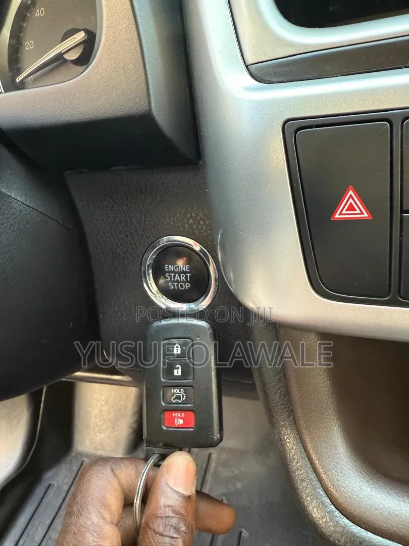 Toyota Highlander 2016 Black