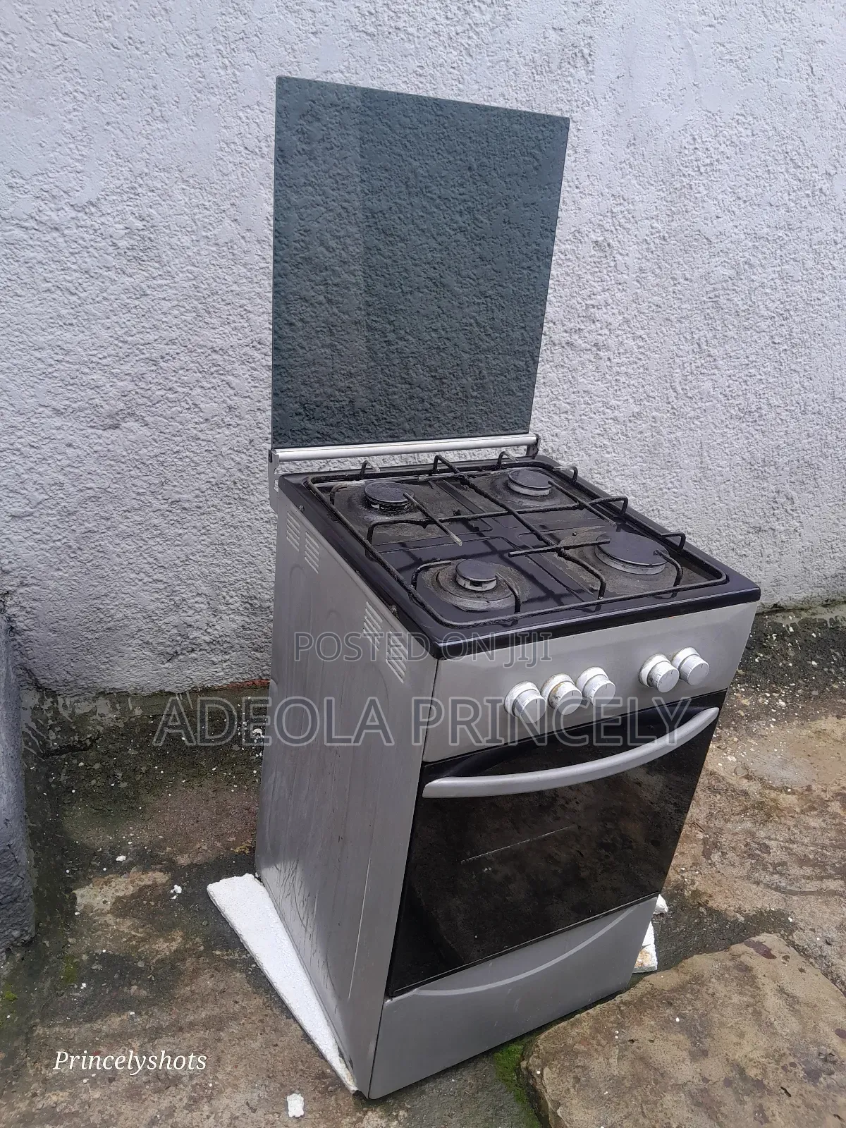 4. Face Gas Burner With Oven