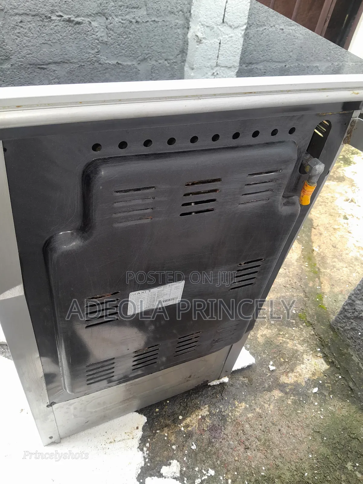 4. Face Gas Burner With Oven