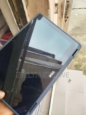 Laptop Dell Latitude 3190 2-in-1 4GB Intel SSD 128GB