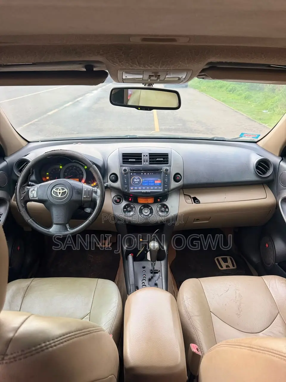 Toyota RAV4 2010 Silver
