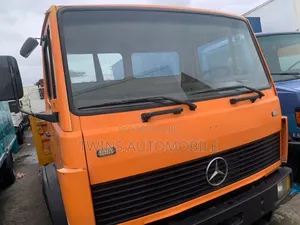 Foreign Used Mercedes Tipper Truck