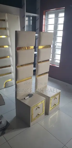 6 × 4 Bedframe and Side Drawers
