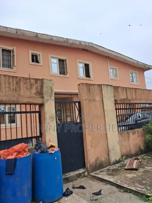 11bdrm Block of Flats in Santos Estate, Akowonjo for sale