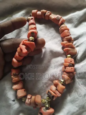 Vintage Coral Bead