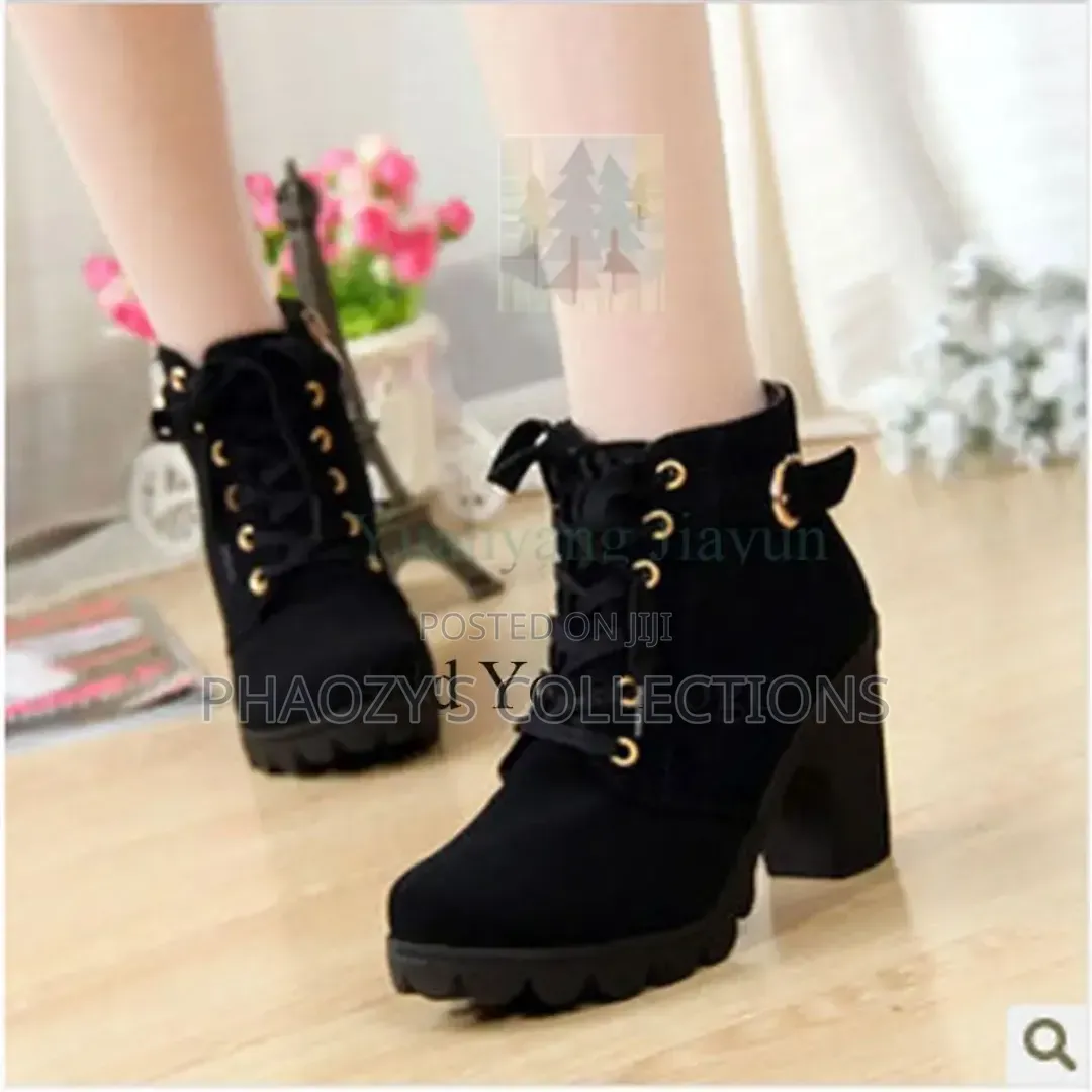Ladies Boots