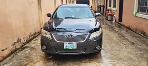 Toyota Camry 2010 Gray