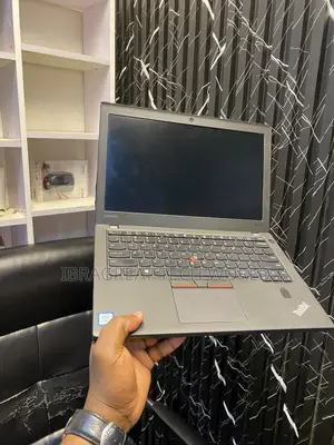 Laptop Lenovo ThinkPad X270 8GB Intel Core i7 SSD 256GB