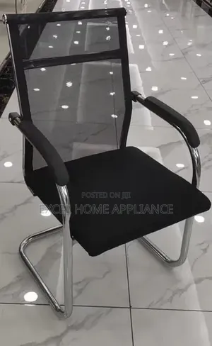 Modern Mesh Visitor Office Chair (Black)