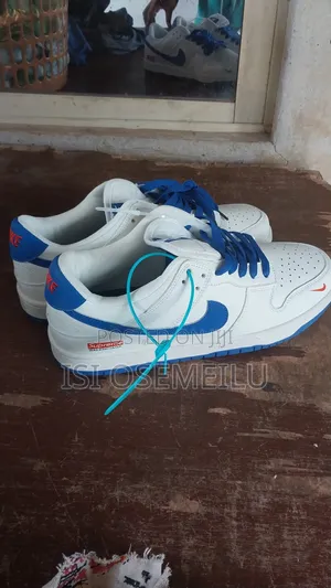 Unisex Sneakers