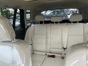 Mercedes-Benz GLK-Class Base GLK 350 4dr AWD 4MATIC (3.5L 6cyl 7A) 2015
