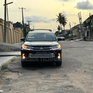 Toyota Highlander 2015 Black