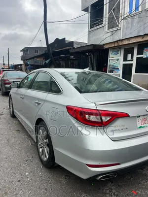 Hyundai Sonata Sport Sedan FWD (2.4L 4cyl 6A) 2016 Silver