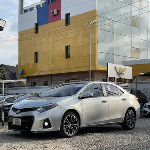 Toyota Corolla 2014 Silver