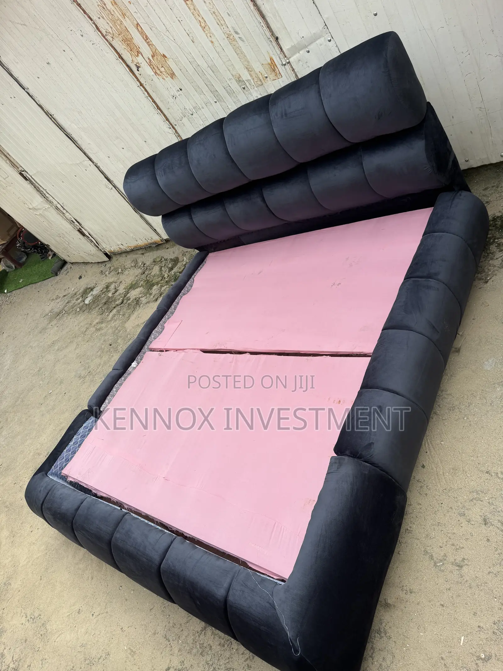 6 by 6 Best Quality Bubble Bedframe.