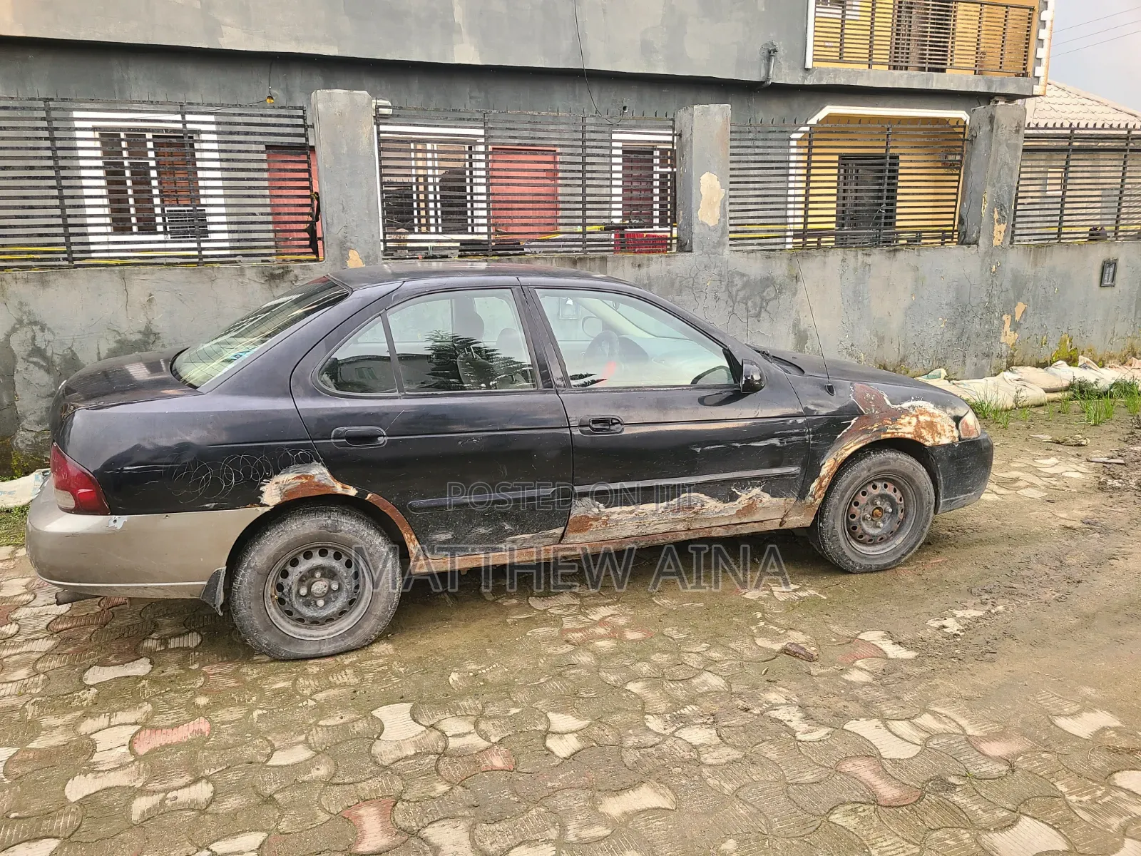 Nissan Sentra 2003 Black