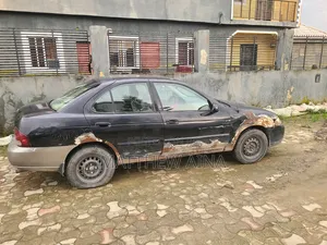 Nissan Sentra 2003 Black
