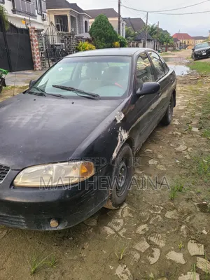 Nissan Sentra 2003 Black