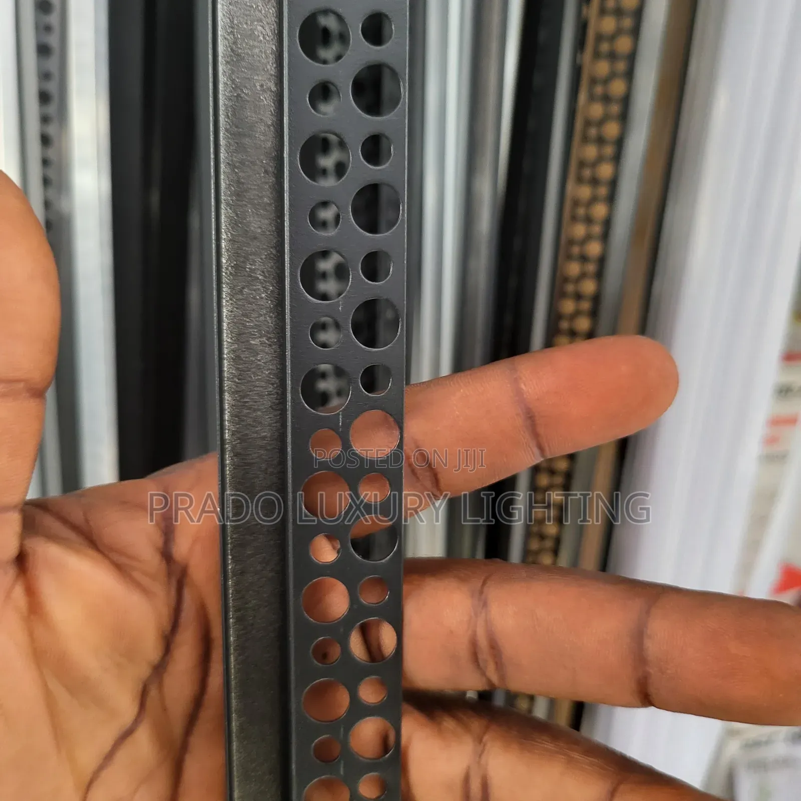 Profile Rail