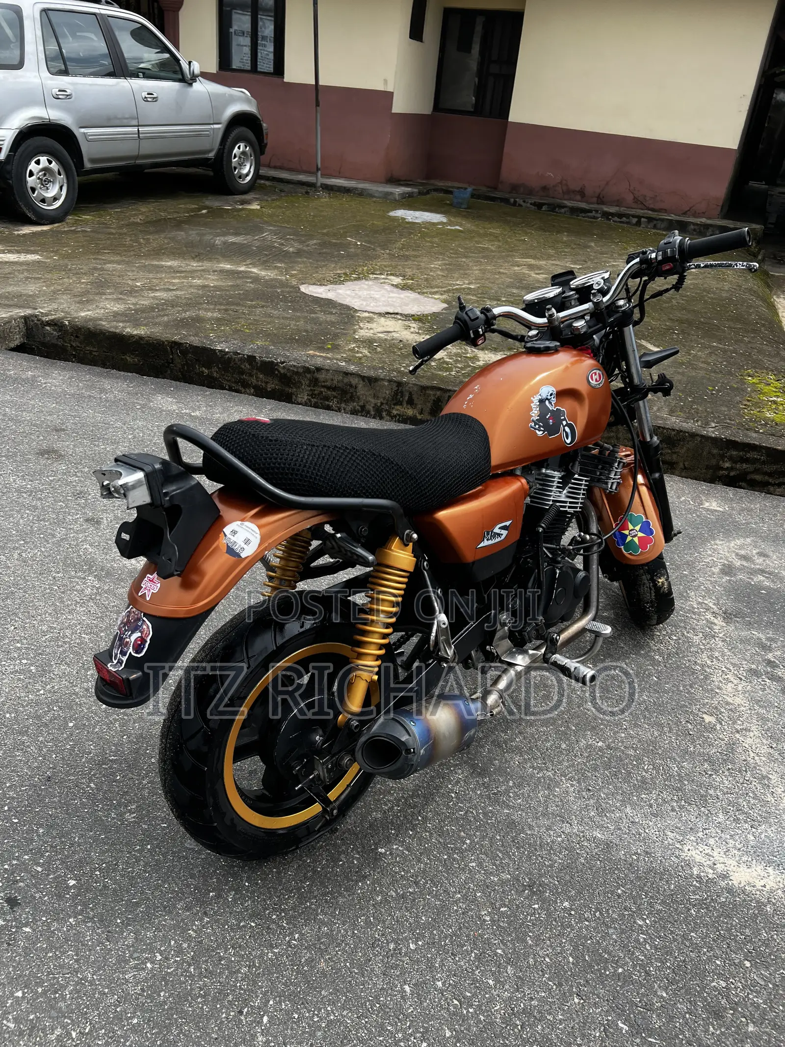 Motorcycle 2022 Gold