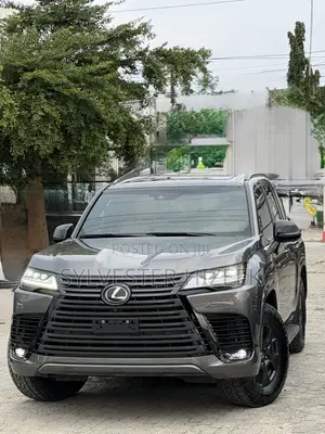 Lexus LX 600 2024 Gray