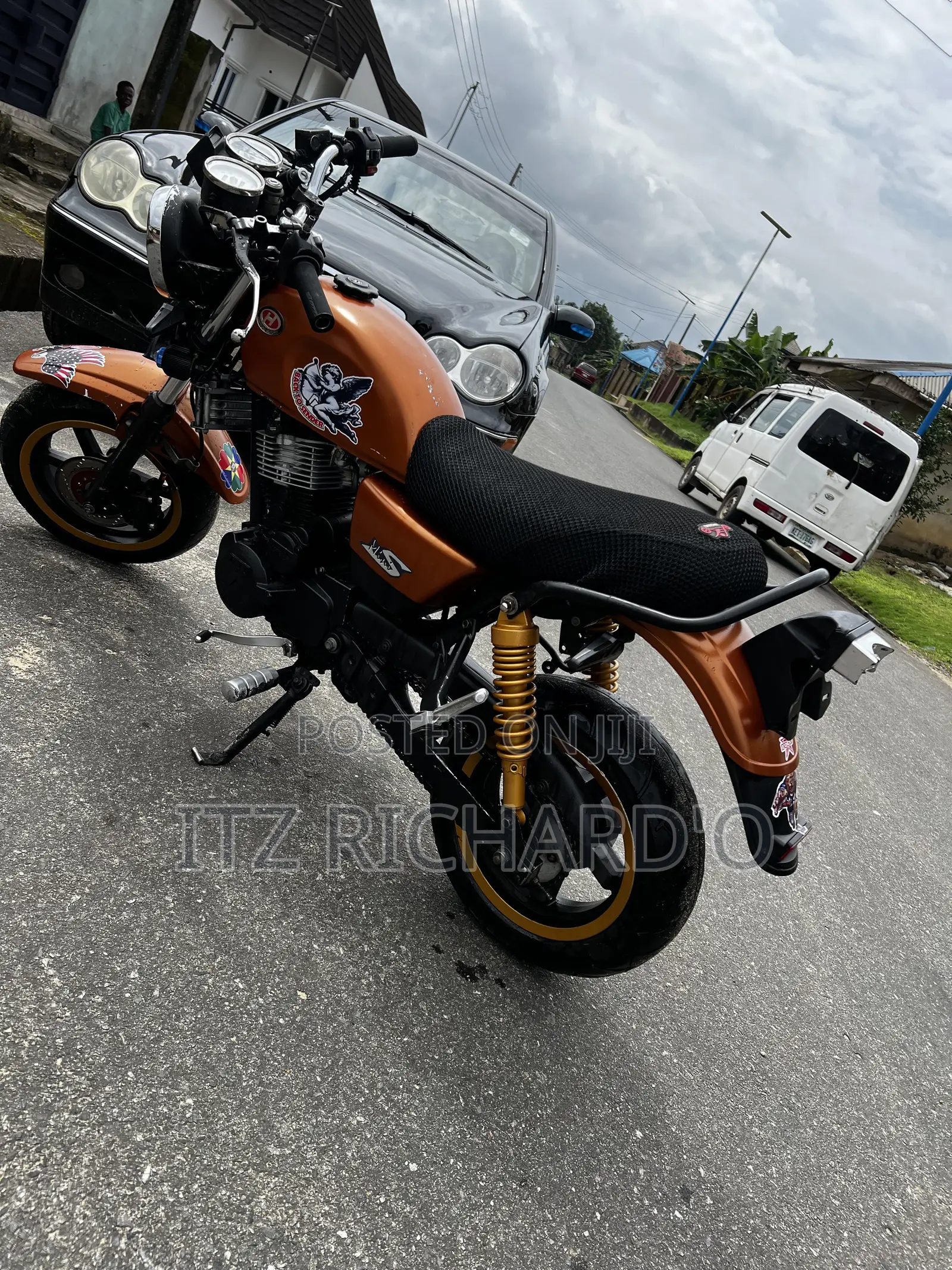Motorcycle 2022 Gold