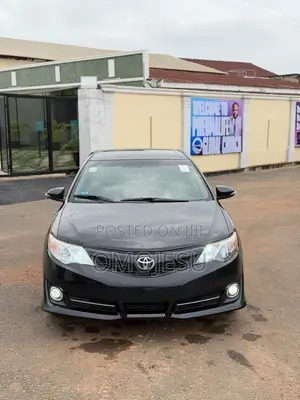 Toyota Camry SE 4dr Sedan w/Prod. End 11/13 (3.5L 6cyl 6A) 2014 Black