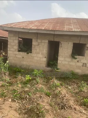 3bdrm Bungalow in Owode Ede for Sale
