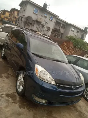 Toyota Sienna 2005 Blue