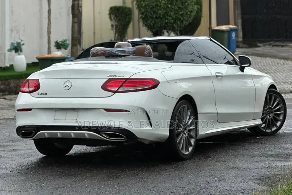 Mercedes-Benz C200 2018 White