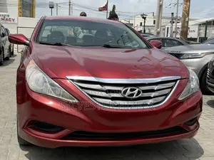 Hyundai Sonata 2011 Red