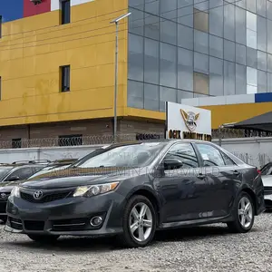 Toyota Camry 2014 Gray