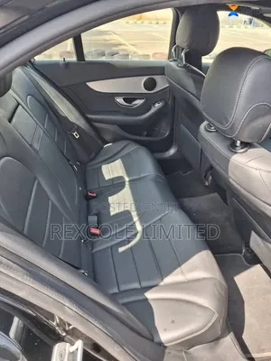 Mercedes-Benz C300 2016 Black