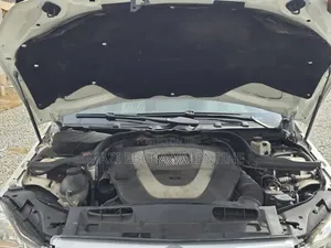 Mercedes-Benz C300 2008 Gray