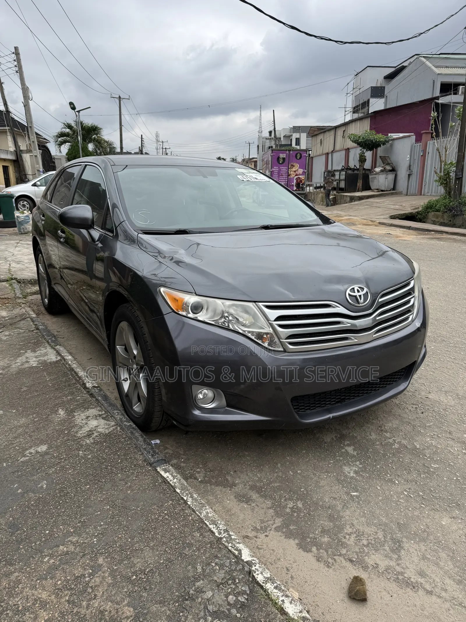 Toyota Venza LE 2012 Gray
