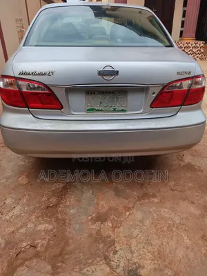 Nissan Maxima 2002 Silver