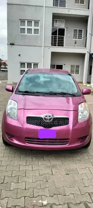 Toyota Yaris 2010 Burgundy