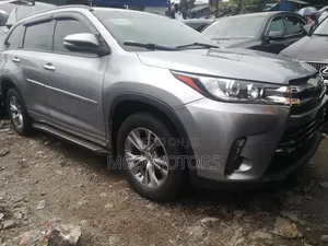 Toyota Highlander 2016 Gray