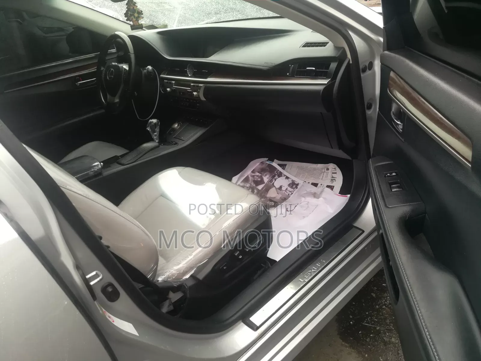 Lexus ES 2015 Silver