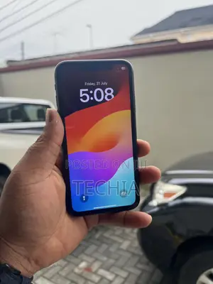 Apple iPhone 11 64 GB Black