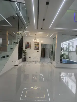5bdrm Duplex in Oral Estate, Chevron for sale