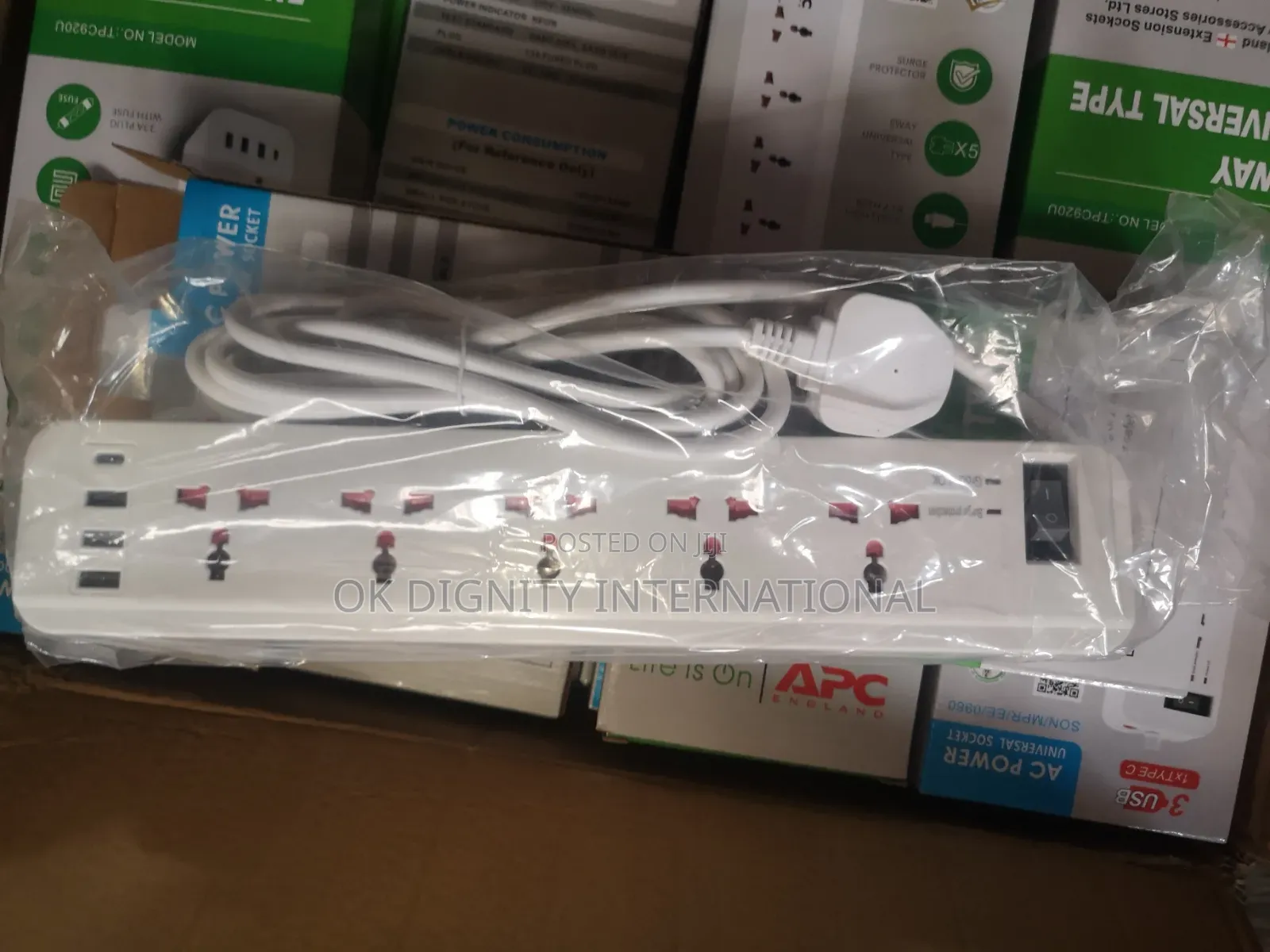 6-Way Extension Socket With Surge Protector 3 USB Ports Type-C