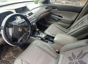 Honda Accord 2009 Silver