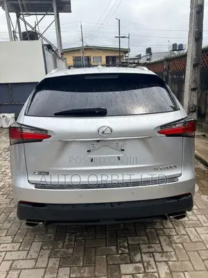 Lexus NX 200t FWD 2016 Silver