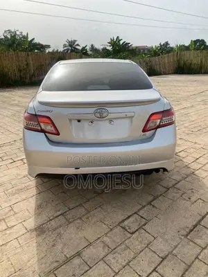 Toyota Camry LE 4dr Sedan (2.4L 4cyl 5A) 2008 Silver