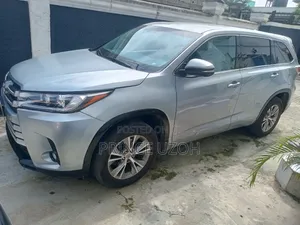 Toyota Highlander 2015 Silver