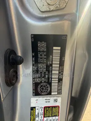 Toyota Sienna LE 7 Passenger 2010 Silver