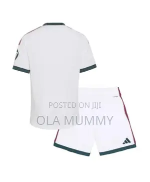 Kids Real Madrid 2026/2027 Home Kit Jersey - Top Shorts
