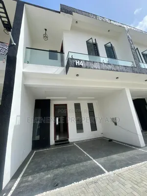 4bdrm Duplex in Ikota for sale