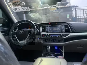 Toyota Highlander 2017 Gray